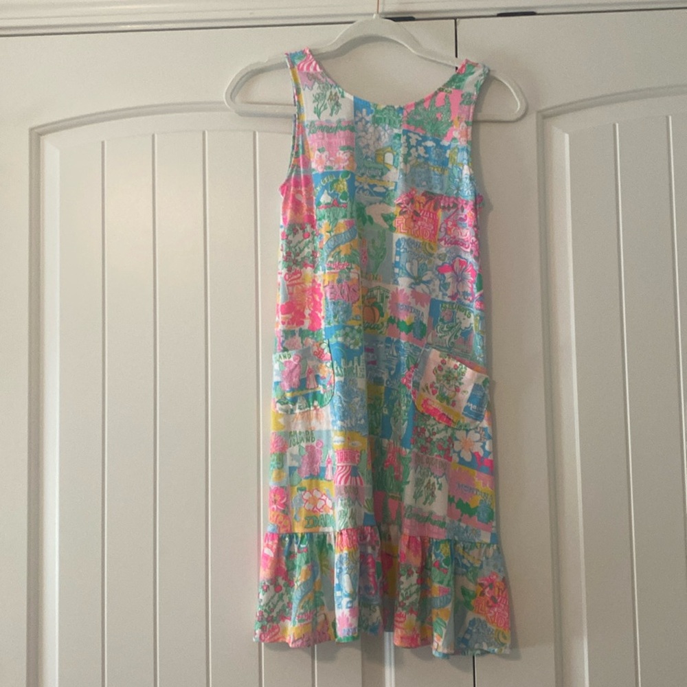 Lilly Pulitzer size xxs states summer dress!